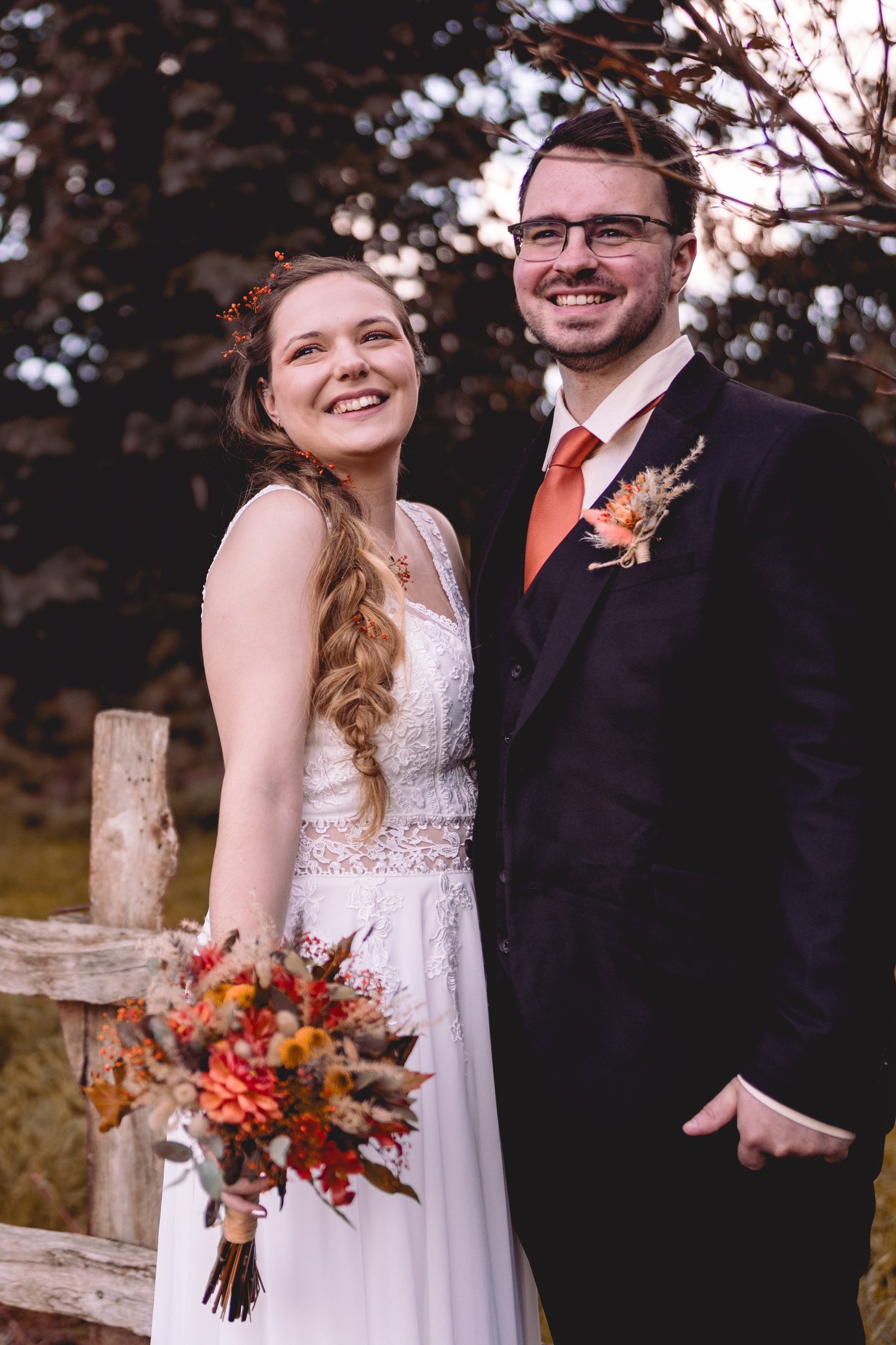 Un couple de mariés